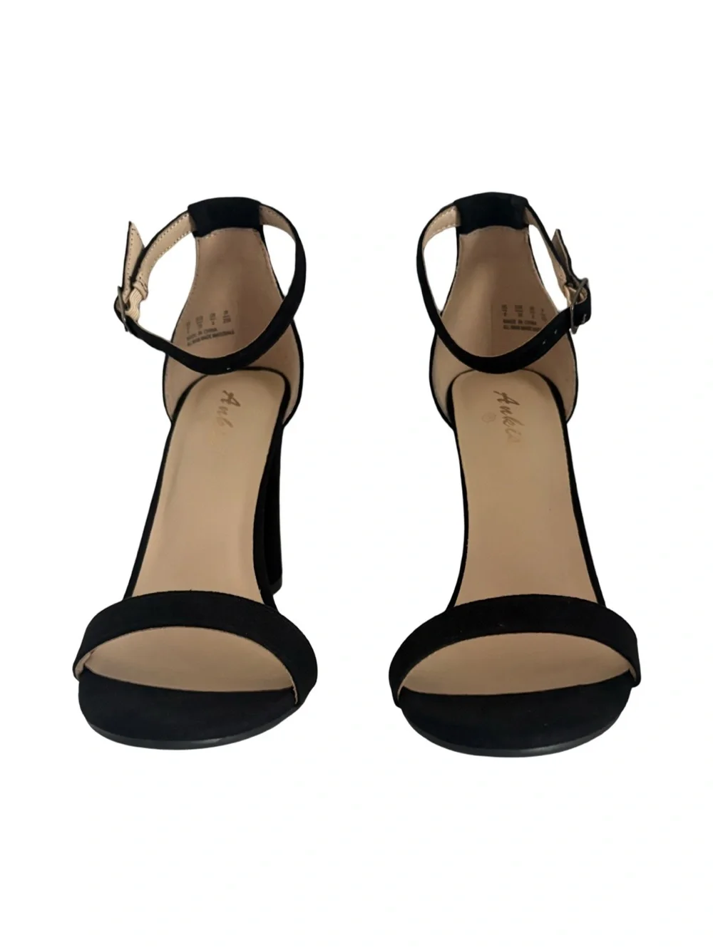 NWT Ankis Chunky Heels black suede 4 in heel, size 8